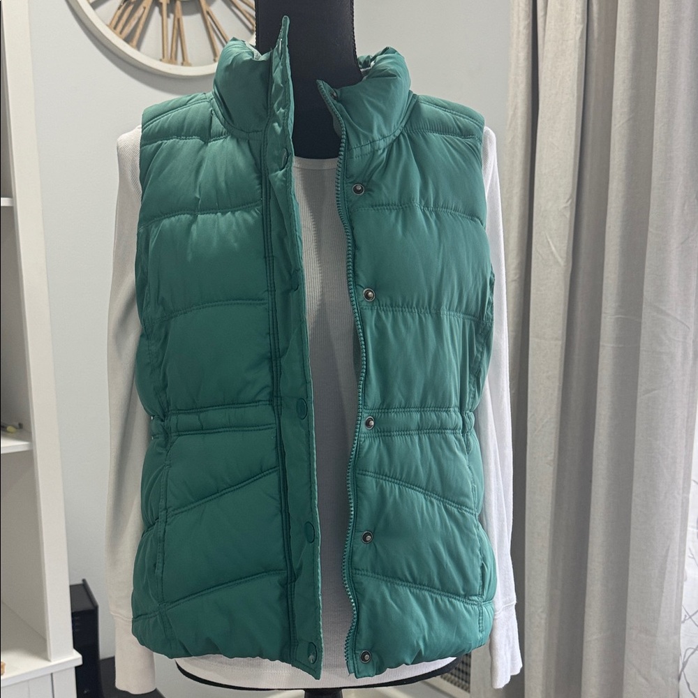 Old Navy Green Quilted Vest for Women